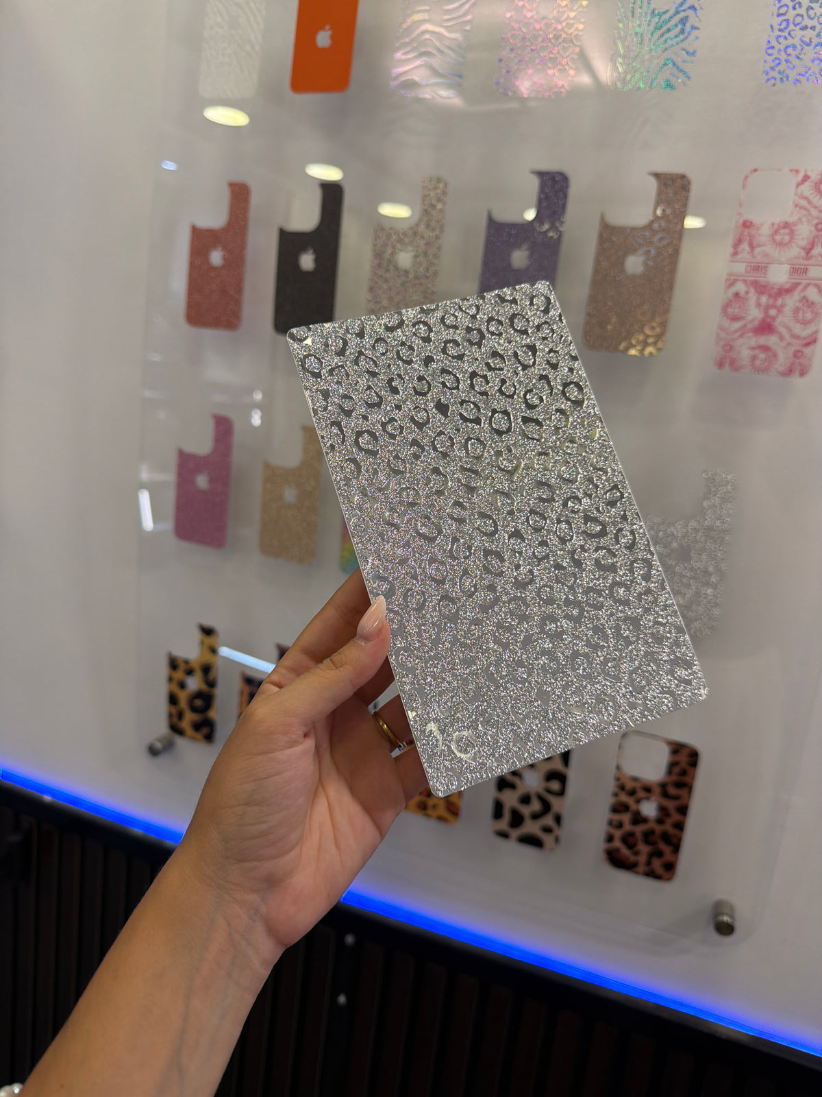 Idrocustom glitter leo