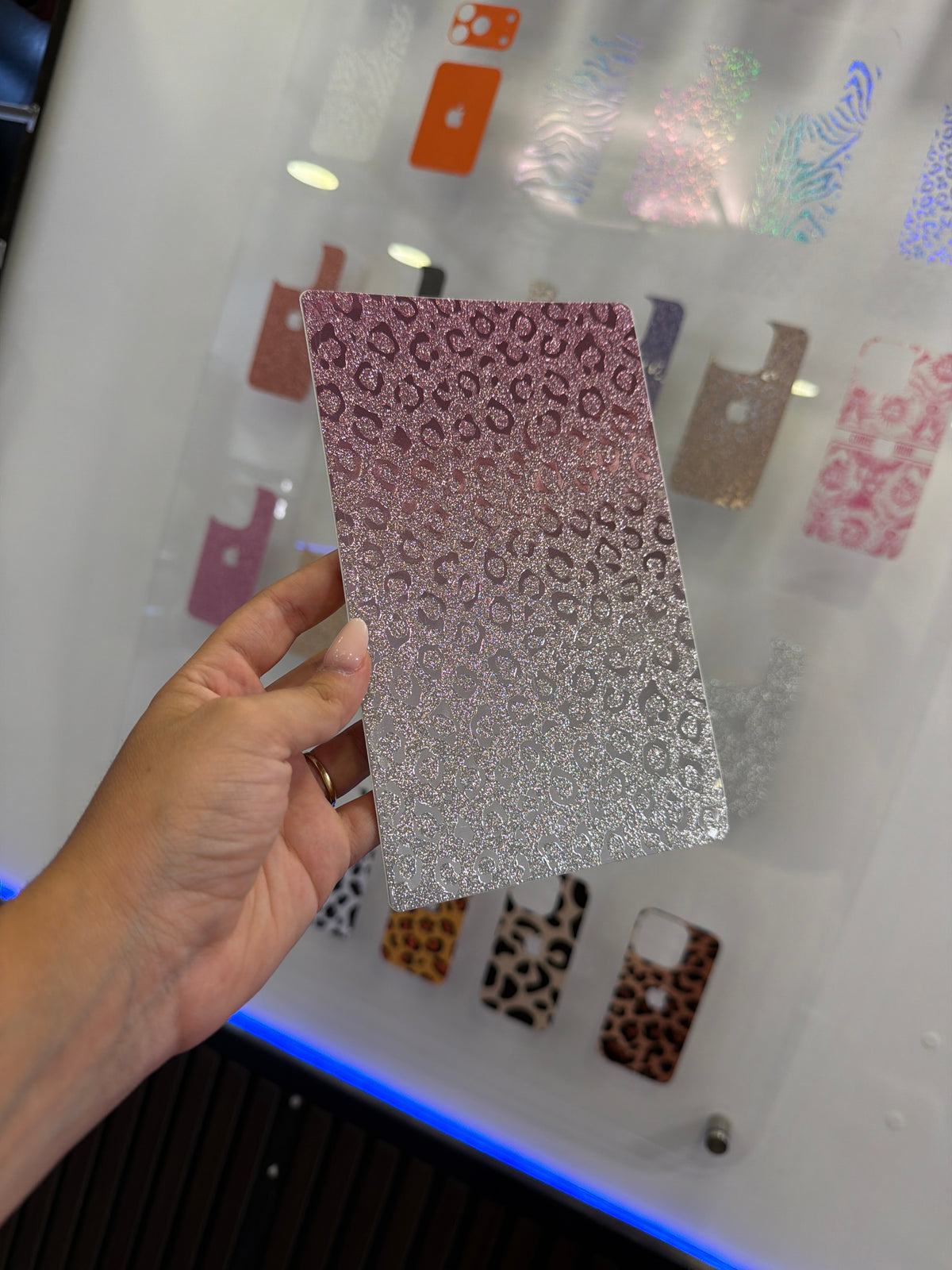 Idrocustom glitter leo